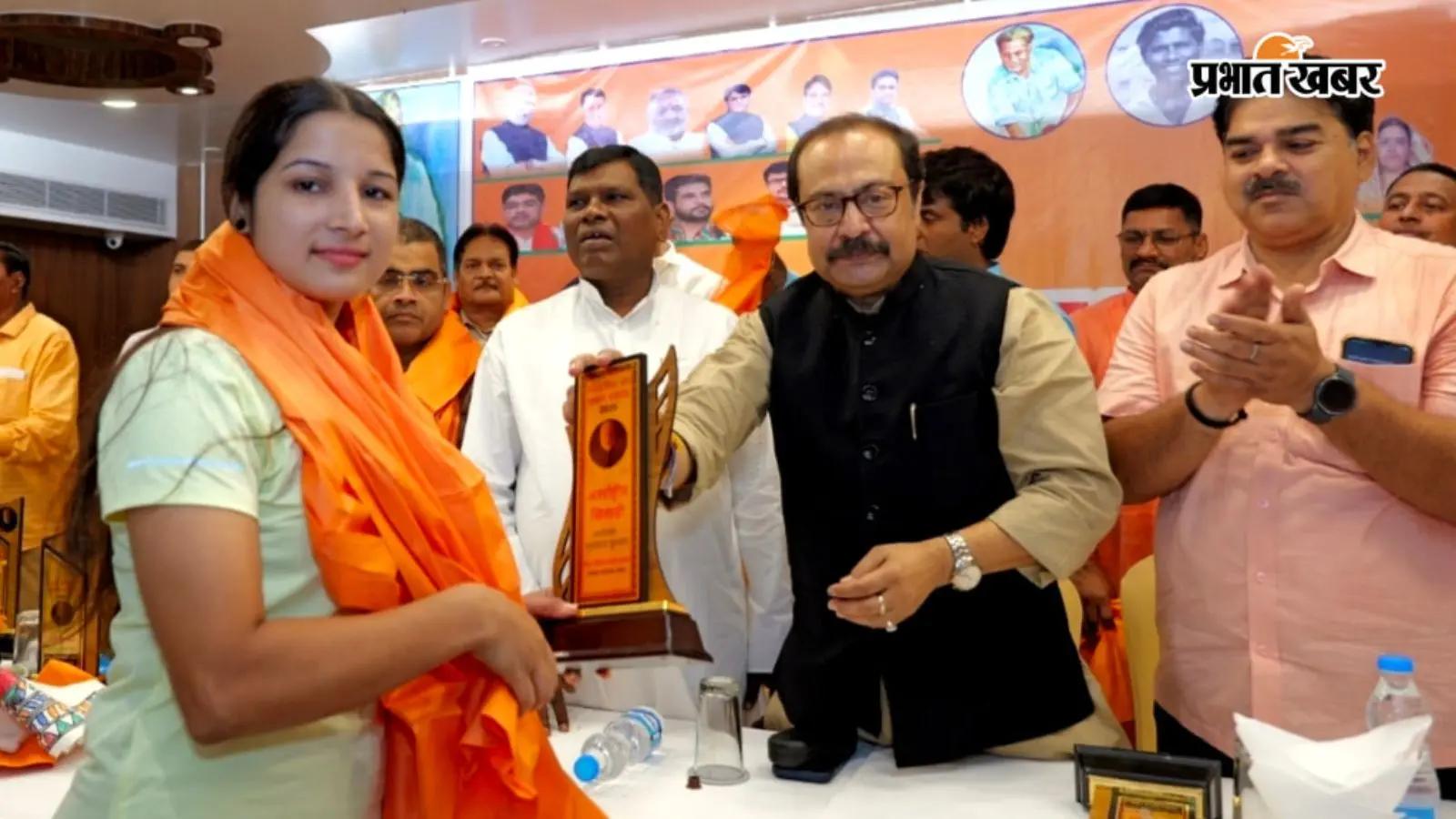 नवादा में करीब 300 खिलाड़ियों और खेल से जुड़े लोगों को किया गया सम्मानित, सांसद खेल महोत्सव की घोषणा