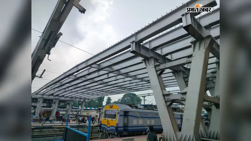 सहरसा जंक्शन पर 11 गार्डर की लॉन्चिंग पूरी, अब 12 मीटर हिस्से की कमिशनिंग की तैयारी