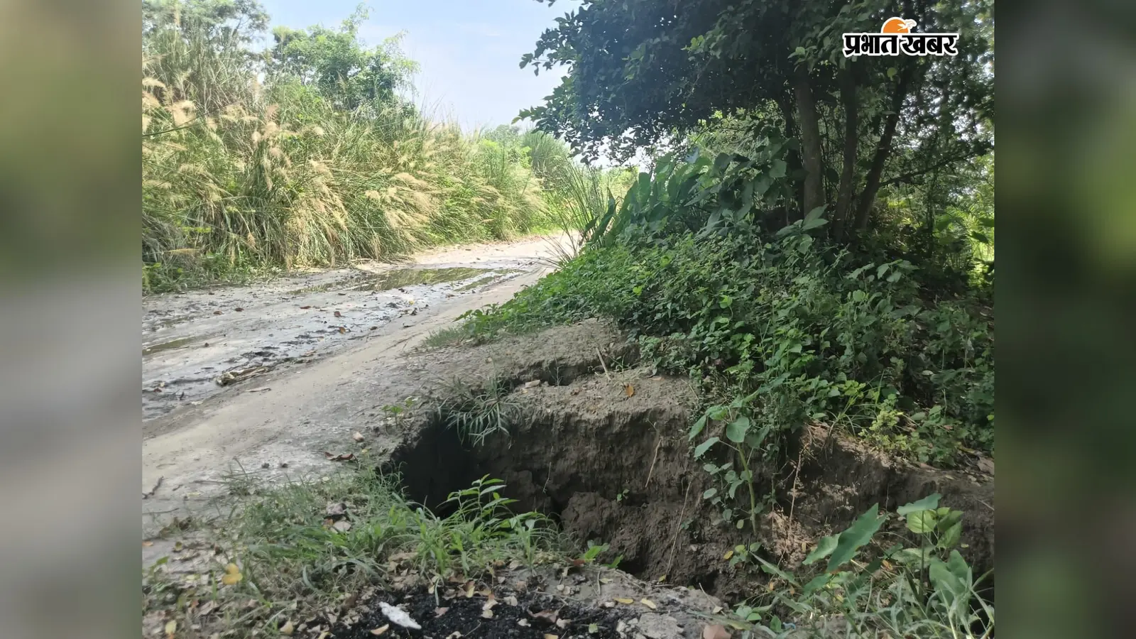 सीवान: बड़हरिया में नहर मार्ग बदहाल, गहरे गड्ढों से बढ़ी परेशानी; पक्की सड़क बनने से जाम से मिलेगी राहत