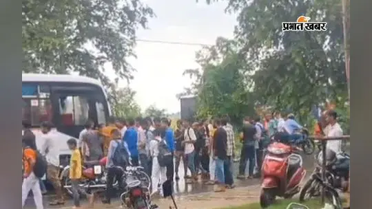 गोपालगंज: कोचिंग से लौट रही छात्रा को बस ने मारी जोरदार टक्कर, 17 वर्षीय निशा गंभीर; गोरखपुर रेफर