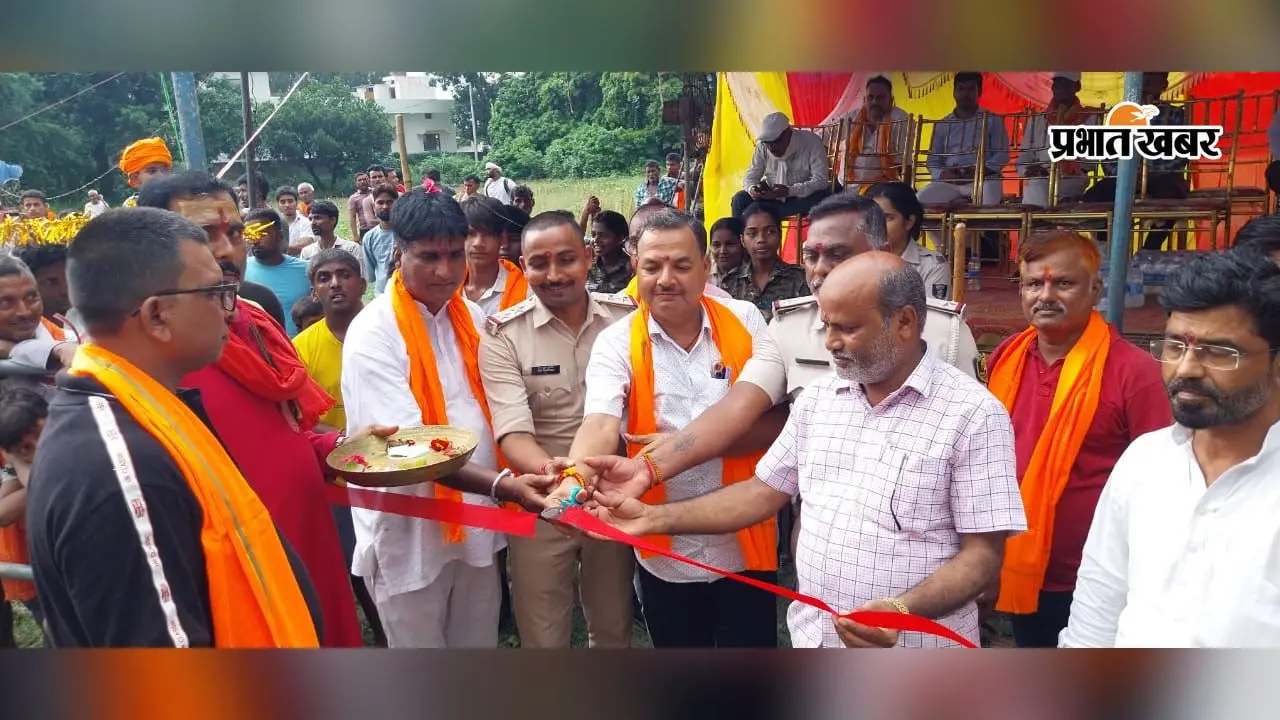 सीवान: हसनपुरा में महावीरी झंडा जुलूस और दंगल का रोमांच, देशभर से पहुंचे पहलवानों ने दिखाया दमखम