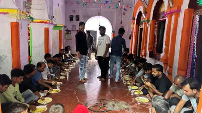 सासाराम में धूमधाम से मनाया गया श्रीकृष्ण छठिहार, श्रद्धालुओं ने ग्रहण किया प्रसाद