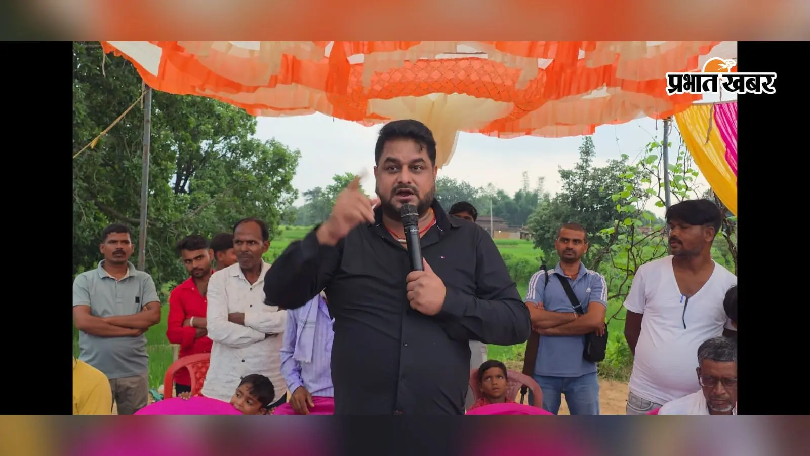 गढ़वा : धुरकी में सड़क की बदहाली पर गरमाई राजनीति, दीपक प्रताप देव ने विधायक से पूछा- क्या हुआ तेरा वादा?