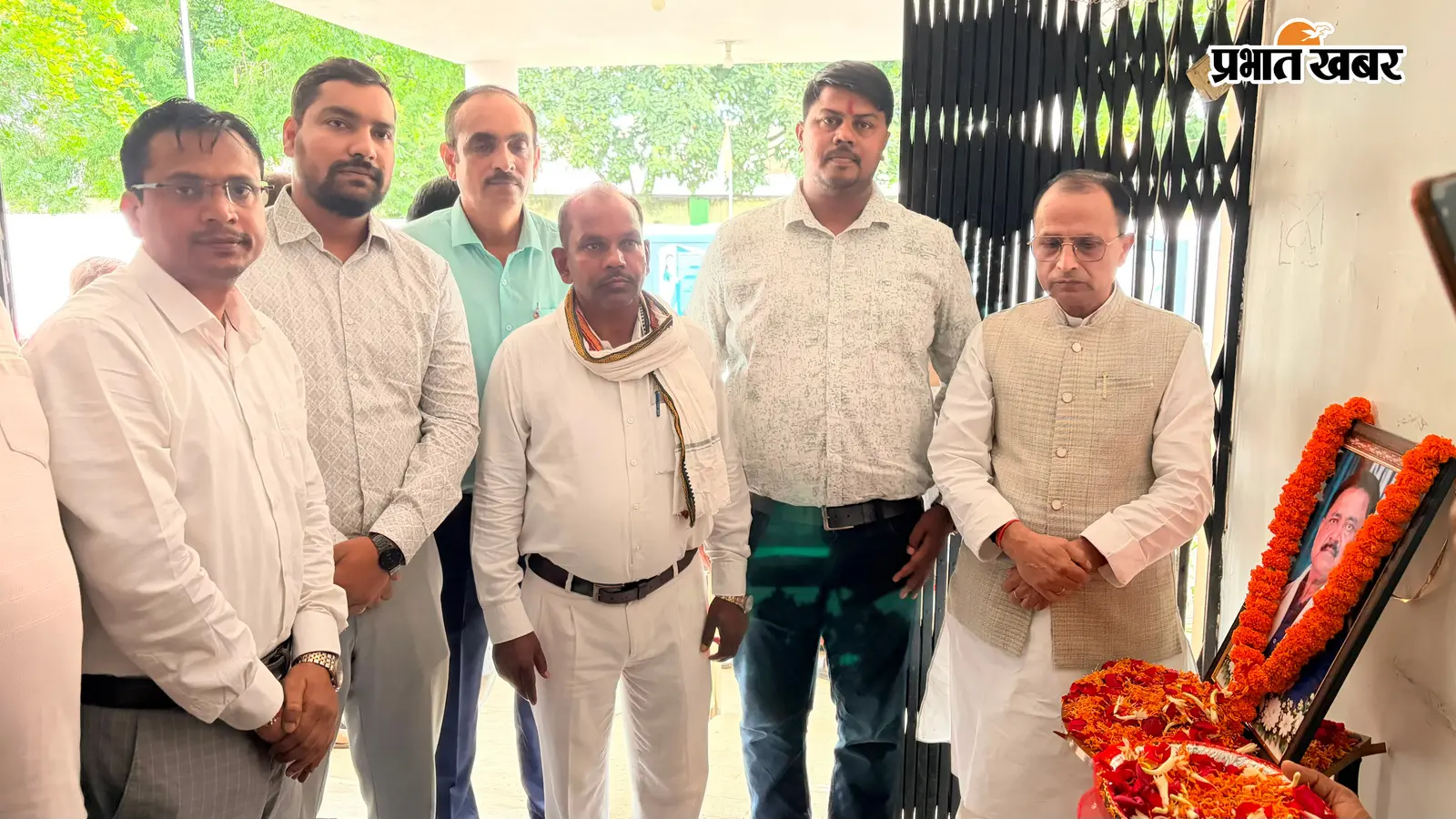 झुमरीतिलैया नगर परिषद में सुदिव्य सोनू को श्रद्धांजलि, अध्यक्ष बोले- झारखंड के लिए अपूरणीय क्षति
