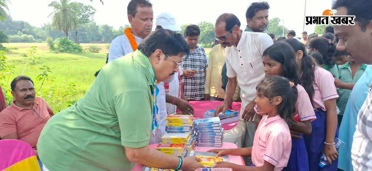 योजनाओ का शिल्यान्यास करते विधायक चुन्ना सिंह व अन्य | Prabhat Khabar Network