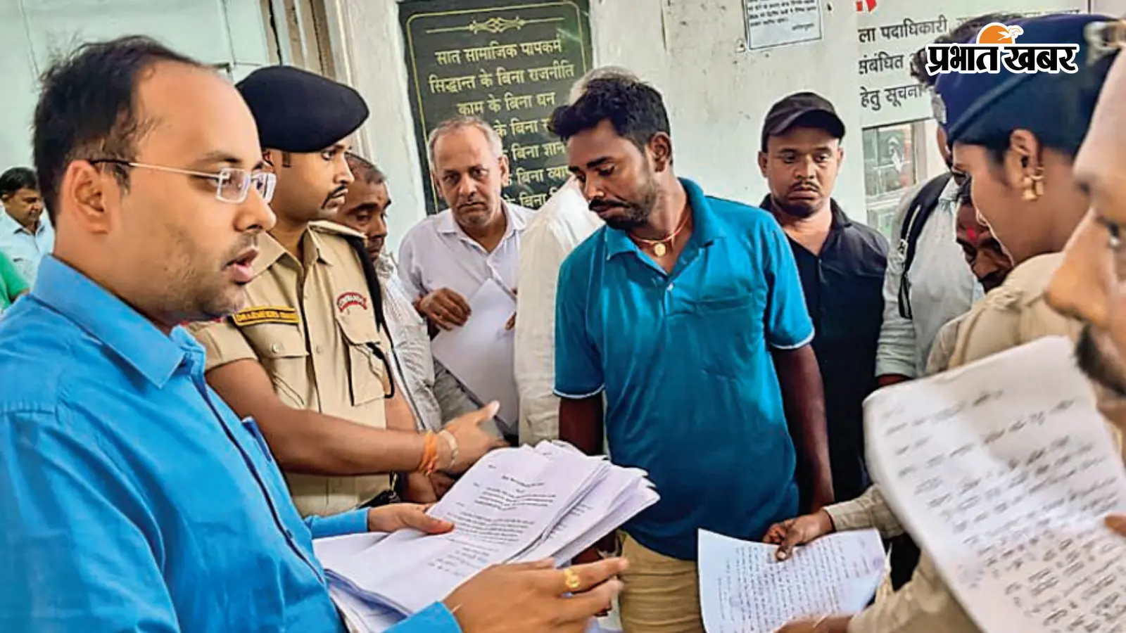 गया जी : मगध मेडिकल की बदहाली पर भड़के डीएम, छह हॉस्पिटल मैनेजरों का वेतन बंद