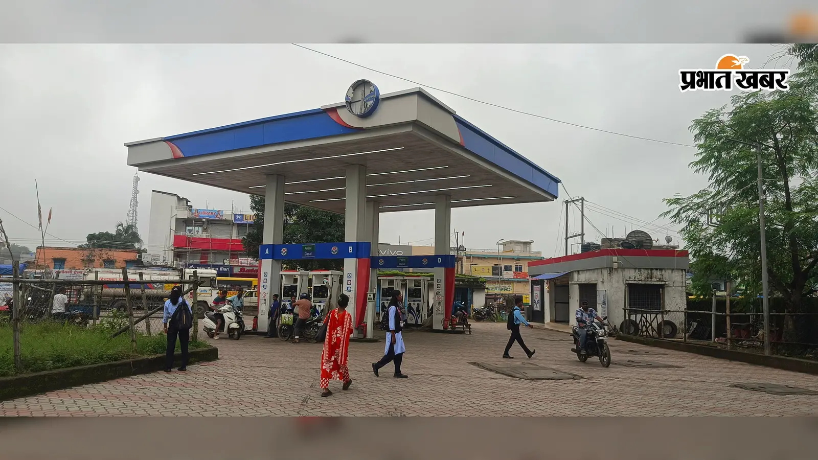 खूंटी में पेट्रोल पंप पर फायरिंग कर अपराधियों ने छोड़ा PLFI के नाम का पर्चा, दो दिनों में 10 लाख रंगदारी की मांग