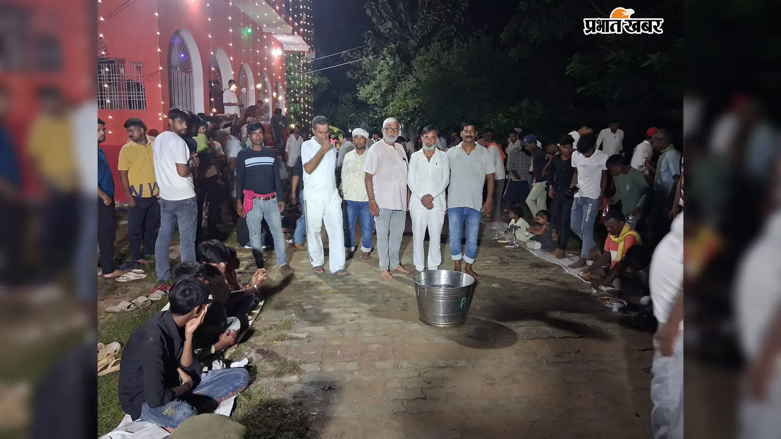 बरडीहा सूर्य मंदिर में धूमधाम से मना श्रीकृष्ण छठिहार, सैकड़ों श्रद्धालुओं ने ग्रहण किया प्रसाद