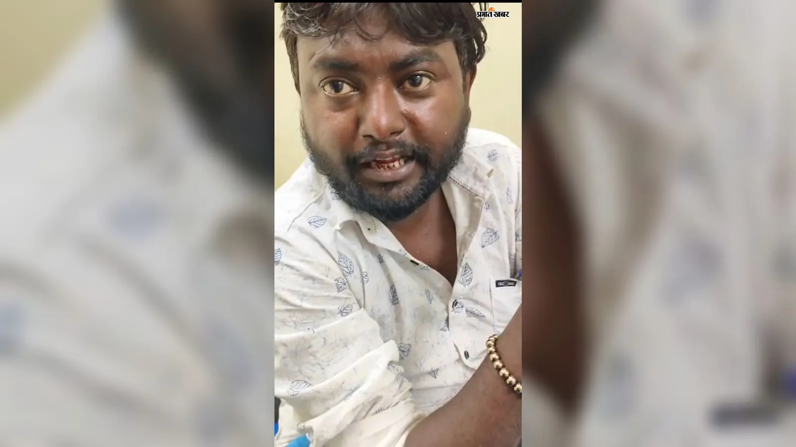 मनसाही: PHC में स्वास्थ्य कर्मी ने डॉक्टर से की गाली-गलौज, वीडियो वायरल होते ही मचा हड़कंप; ग्रामीणों ने प्रभारी को सौंपा ज्ञापन