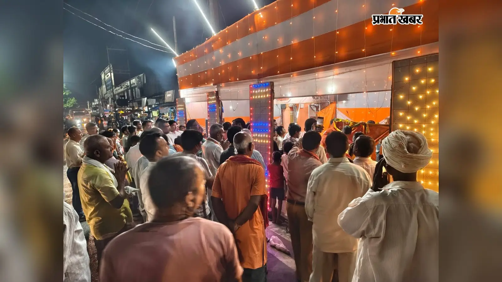 सारण: मढ़ौरा के महावीर मंदिर में कृष्ण जन्मोत्सव का भव्य छठीयार, भजन-कीर्तन के बाद विशाल भंडारे में उमड़े श्रद्धालु
