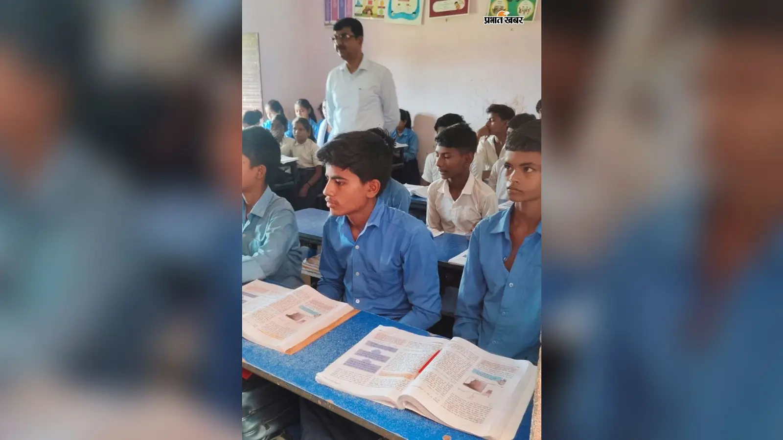 नूमर स्कूल में बच्चों के बीच पहुंचे जमुई डीएम, 15 मिनट तक पढ़ाई परखी, पानी और कमरे की समस्या सुनी