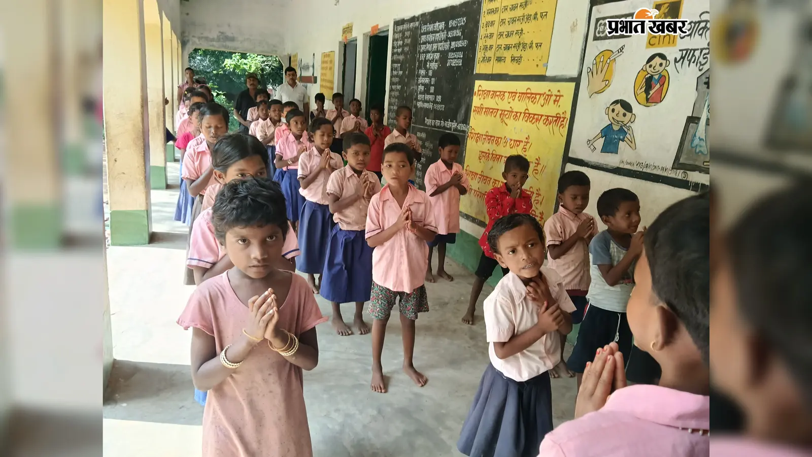 जर्जर भवन से दो स्कूल शिफ्ट, बामुनडीहा में 69 बच्चों की पढ़ाई