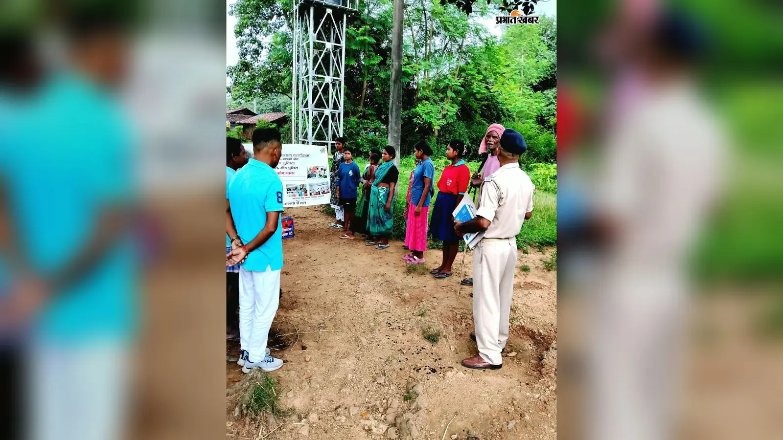 सिमडेगा में पुलिस का नया अंदाज, अपराध रोकने के लिए गांवों में पहुंचकर लोगों को किया जागरूक