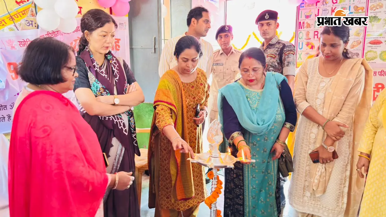 जहानाबाद DM छिरिङ वाई भूटिया ने चखा रागी ठेकुआ-सूजी पुआ, सात माह की गर्भवती की गोदभराई की