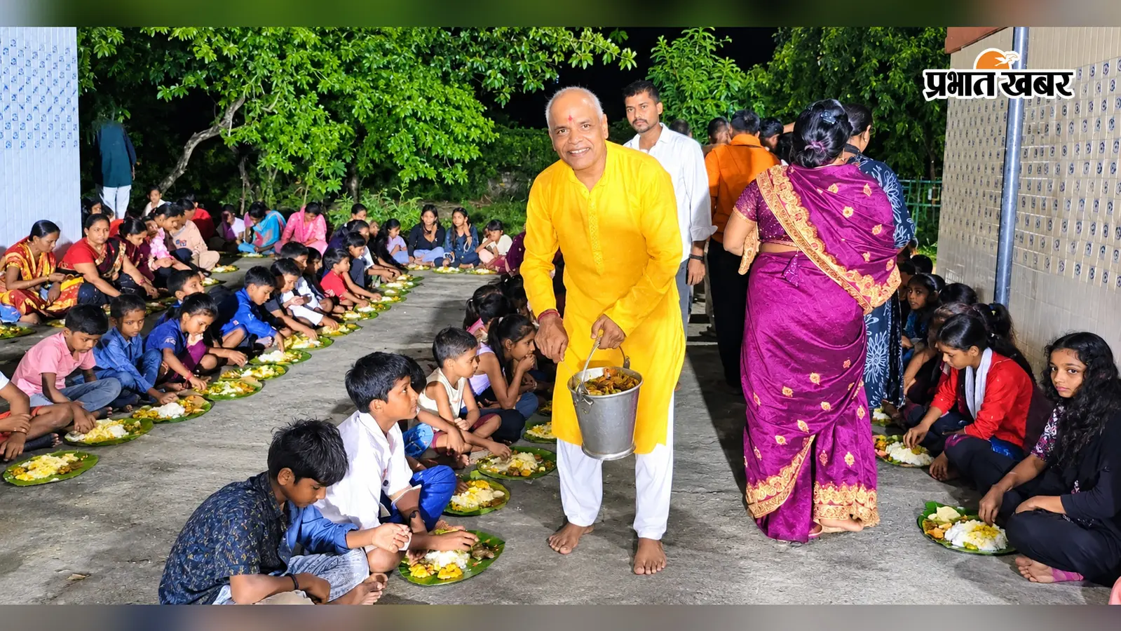 गया जी : मोर मुकुट, फूल और आभूषण से सजे लड्डू गोपाल, शेरघाटी में कृष्ण छठी पर भक्ति में डूबा शहर