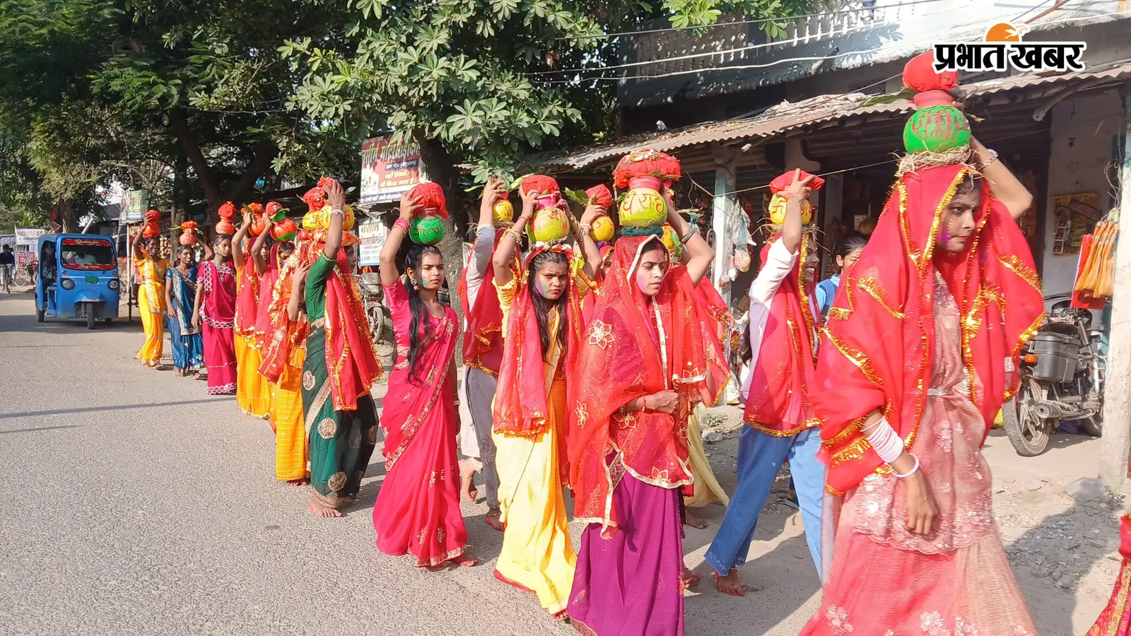 खोदावंदपुर में गाजे-बाजे के साथ निकली कलश विसर्जन शोभायात्रा, सात दिवसीय श्रीकृष्ण जन्माष्टमी मेले का हुआ समापन