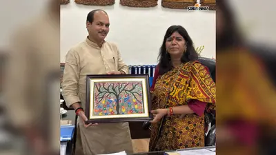 लखीसराय के रेल यात्रियों को बड़ी सौगात: हावड़ा-राजगीर ट्रेन में लगेगा सेकेंड AC कोच; अभयपुर स्टेशन पर बनेगा यात्री शेड
