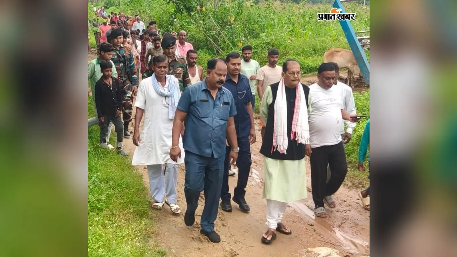पलामू : पाटन के दर्जनों गांवों में पहुंचे मंत्री राधाकृष्ण किशोर, बोले- प्राथमिकता से होगा समस्याओं का समाधान