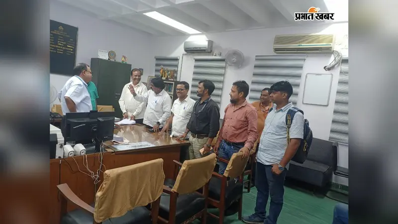 BSL कर्मचारियों के लिए 75 हजार और ठेका श्रमिकों को 20 हजार बोनस की मांग, 16 सूत्री मांग पत्र सौंपा