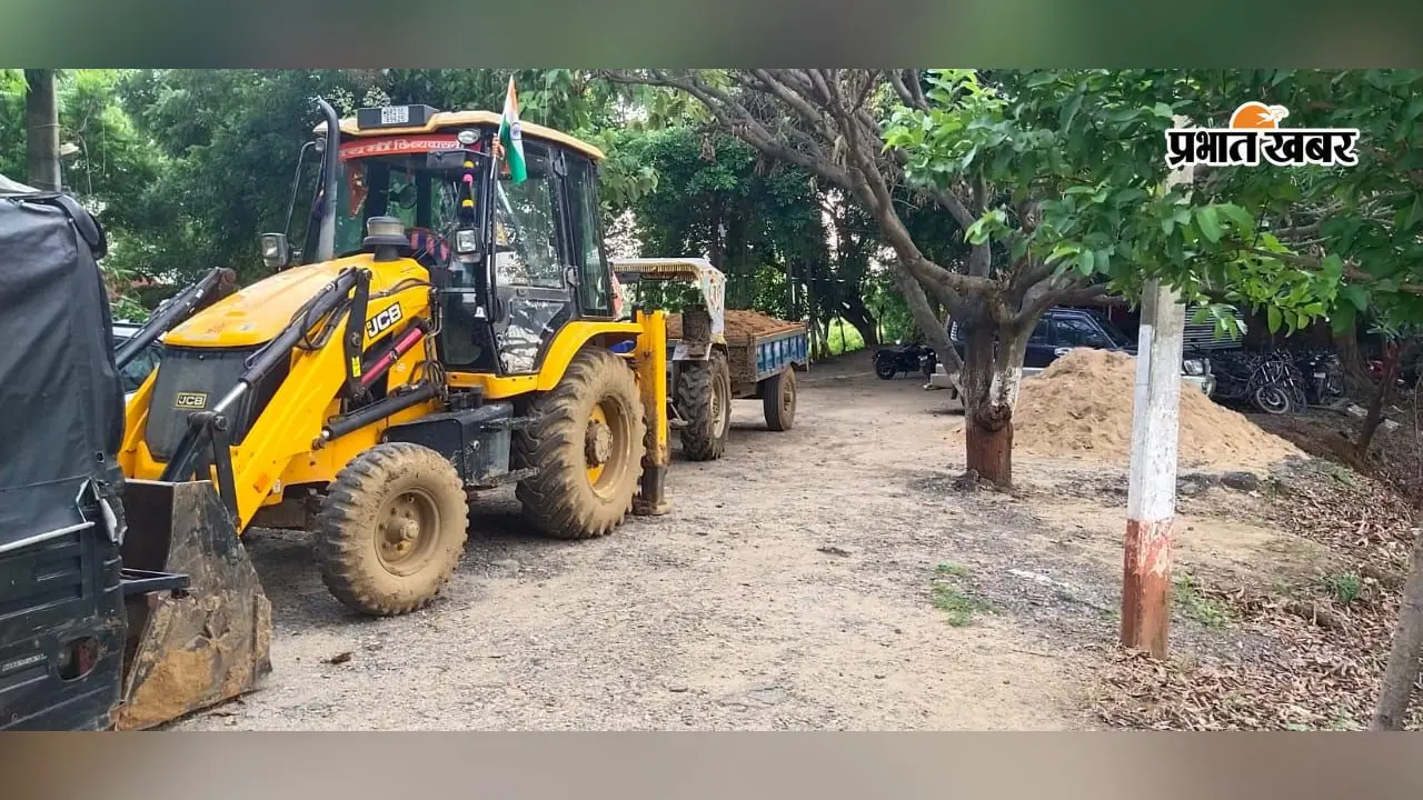बक्सर में अवैध मिट्टी खनन पर बड़ा एक्शन: JCB और ट्रैक्टर पर 11 लाख से अधिक का जुर्माना, खनन विभाग की छापेमारी से हड़कंप