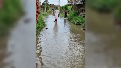 सड़क बनी, लेकिन जलनिकासी नहीं हुई, सौरिया गांव में फिर बढ़ी ग्रामीणों की परेशानी