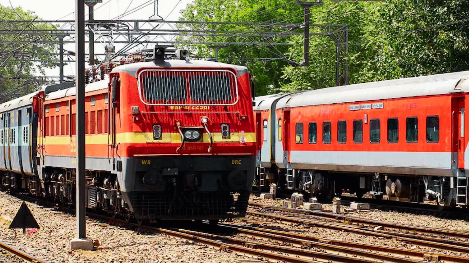 ट्रेन की सांकेतिक तस्वीर