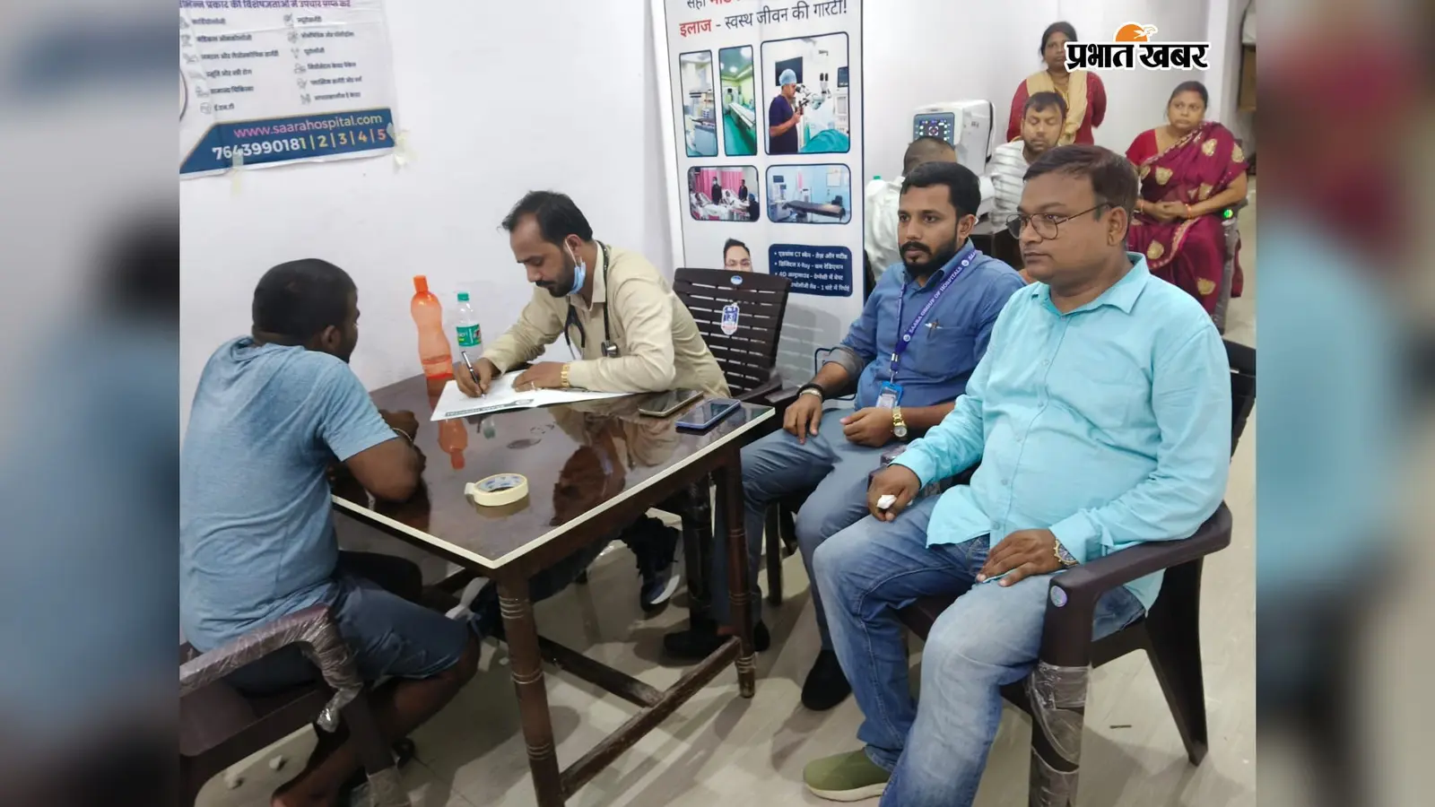 लखीसराय में निःशुल्क स्वास्थ्य शिविर का आयोजन, सौ से अधिक लोगों ने कराई जांच