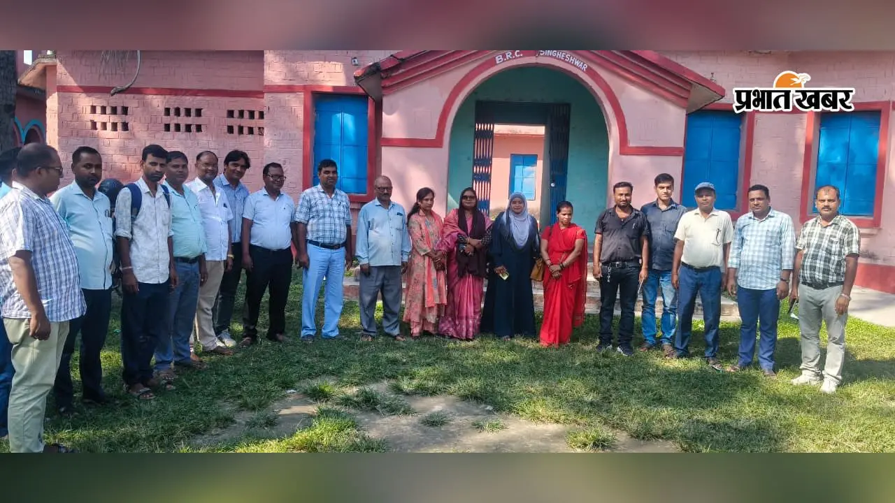 प्रधान शिक्षकों ने सेवा के एक वर्ष पूरे होने पर की बैठक, गुणवत्तापूर्ण शिक्षा का लिया संकल्प