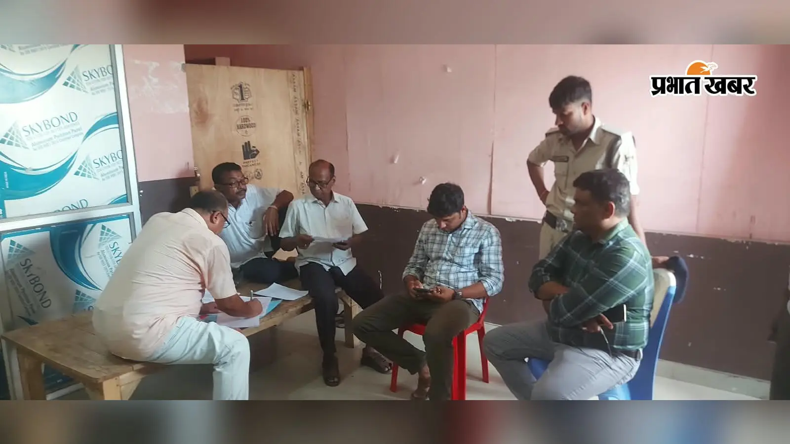 दुर्गा नर्सिंग होम को सील करने पहुंची टीम को मिला खाली मकान, बिना कार्रवाई लौटी टीम