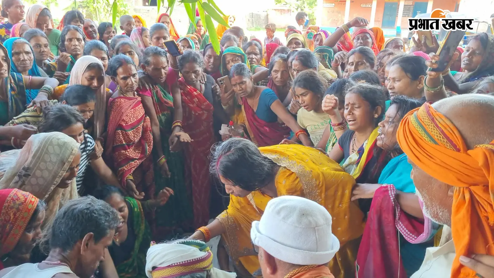 शादी के कुछ ही महीने बाद सड़क हादसे में युवक की मौत, शव गांव पहुंचते ही मचा कोहराम