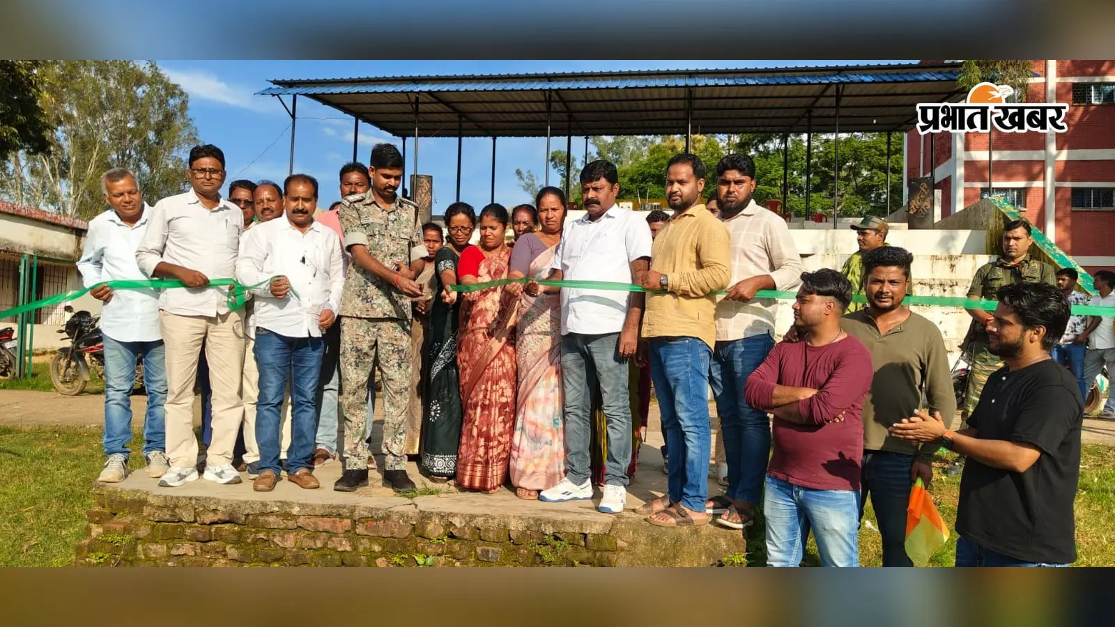 लातेहार में फुटबॉल टूर्नामेंट का आगाज, पहले मैच में महुआडांड़ FC ने अक्सी को 3-0 से हराया