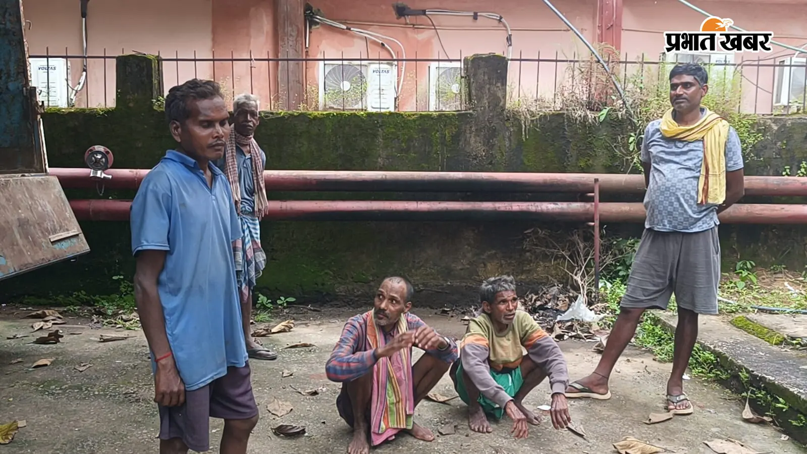 गेहूं बेचकर शराब पीने निकली वृद्धा की टांगी से काटकर हत्या, दो हिरासत में