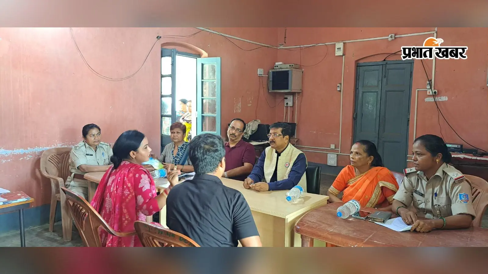 दुमका में महिला कोषांग की काउंसलिंग से 6 परिवारों में लौटी खुशियां, 3 मामलों में नहीं बनी बात