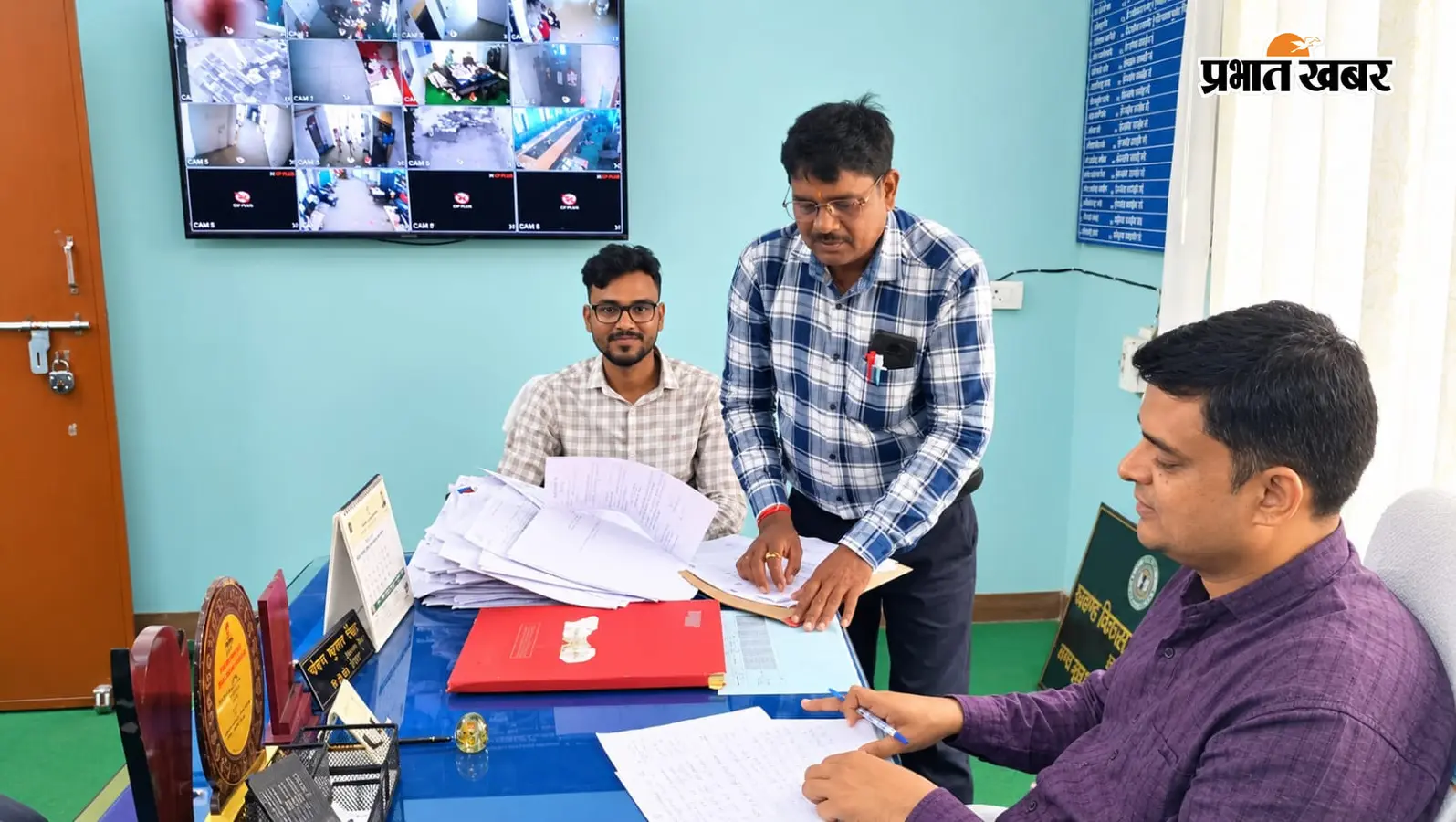 अबुआ आवास में अयोग्य लाभुकों की स्वीकृति: मुखिया-पंचायत सचिव से मांगा जवाब