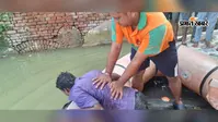 बूढ़ानाथ घाट पर डूब रहा था युवक, SDRF ने समय रहते बचाई जान
