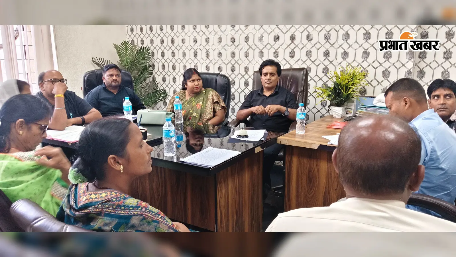 ‘योजना चाहिए तो कमीशन दो’, पाटन में पंचायत समिति की बैठक में जमकर हंगामा