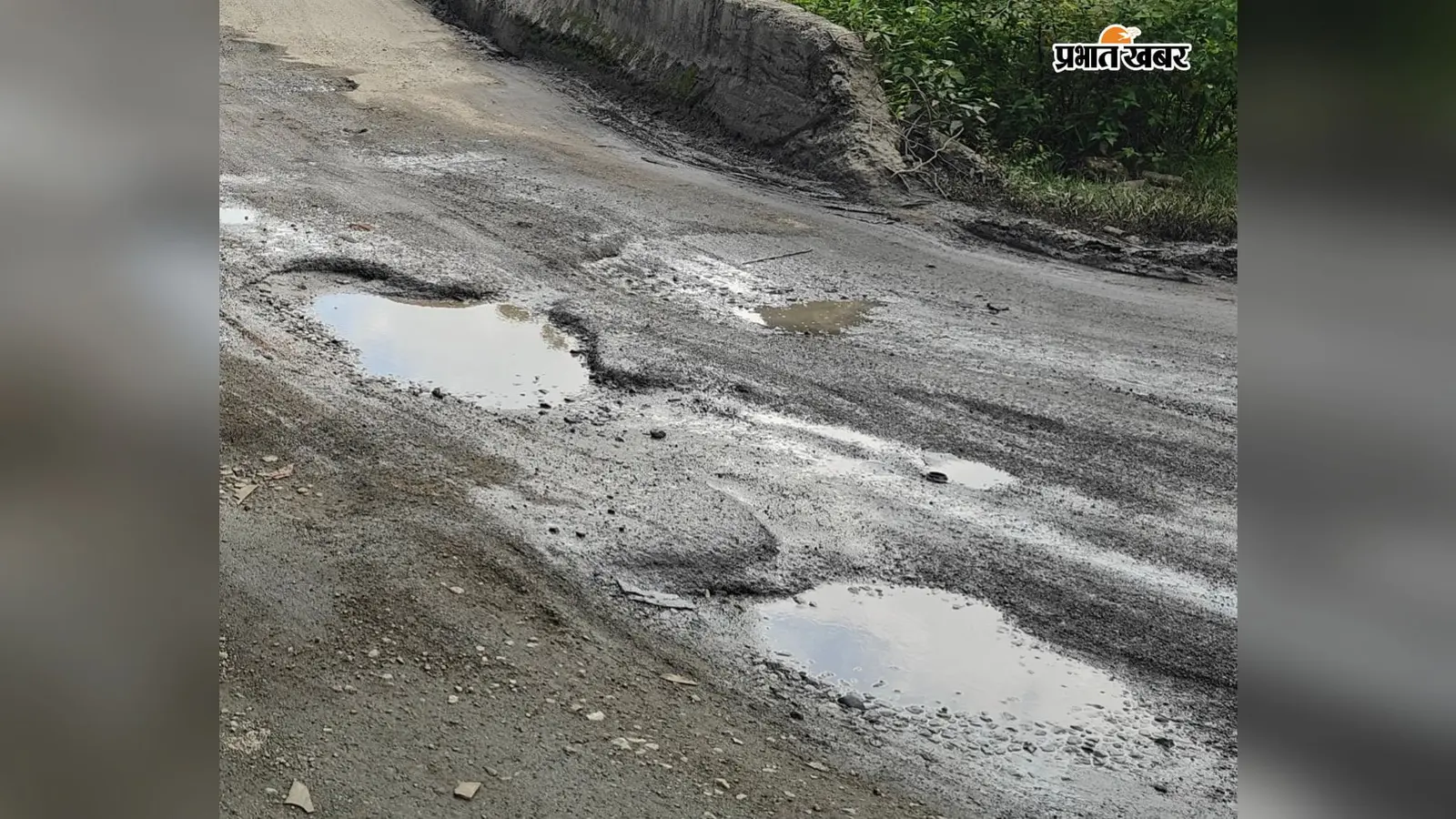 NH 333 पर सोनो से बटिया घाटी तक जानलेवा गड्ढे, बारिश में बढ़ा हादसे का खतरा