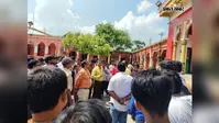बेतिया कालीधाम मंदिर परिसर में जमीन और कमरों को लेकर विवाद, अधिकारियों ने की जांच