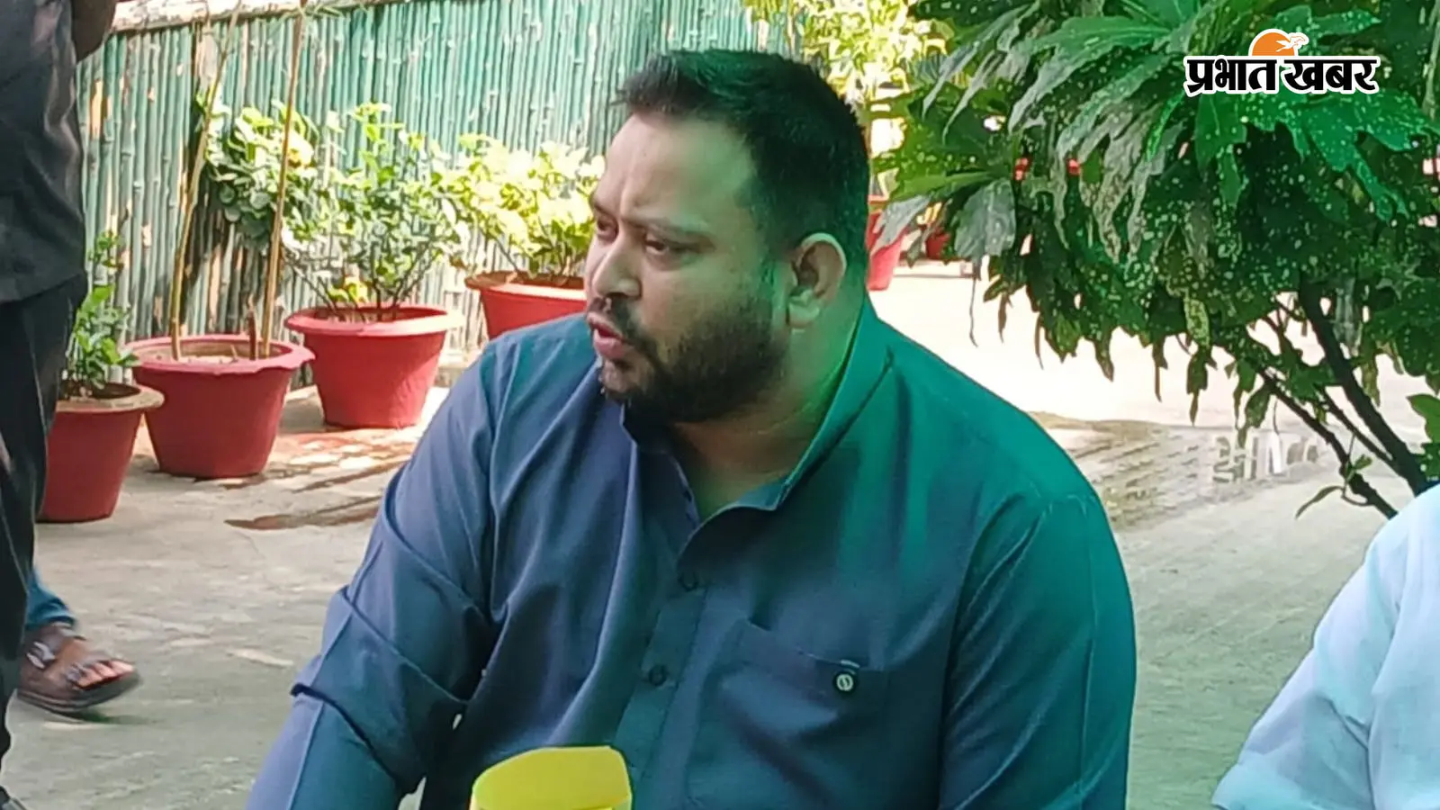 प्रभात खबर के पत्रकार से मारपीट पर भड़के तेजस्वी, बोले- सवाल पूछना अधिकार है, कड़ा एक्शन हो