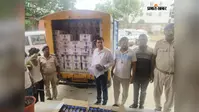 दवा बताकर ले जा रहे थे डाक पार्सल वैन में शराब, खुली सील तो सामने आई 20 लाख की खेप