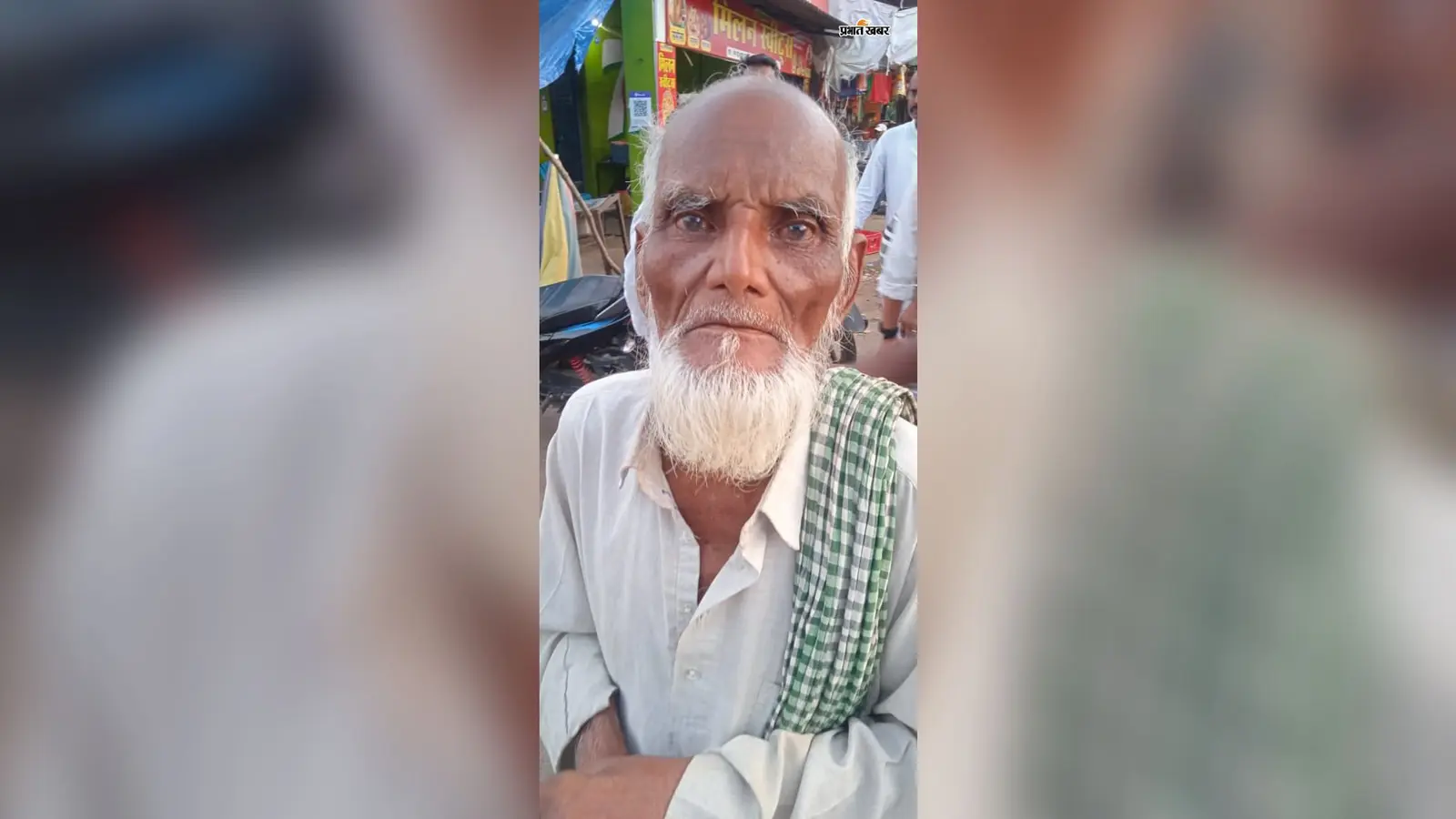बरवाडीह में पांच महीने से नहीं मिली वृद्धा पेंशन, बुजुर्ग लगा रहे कार्यालय-बैंक के चक्कर