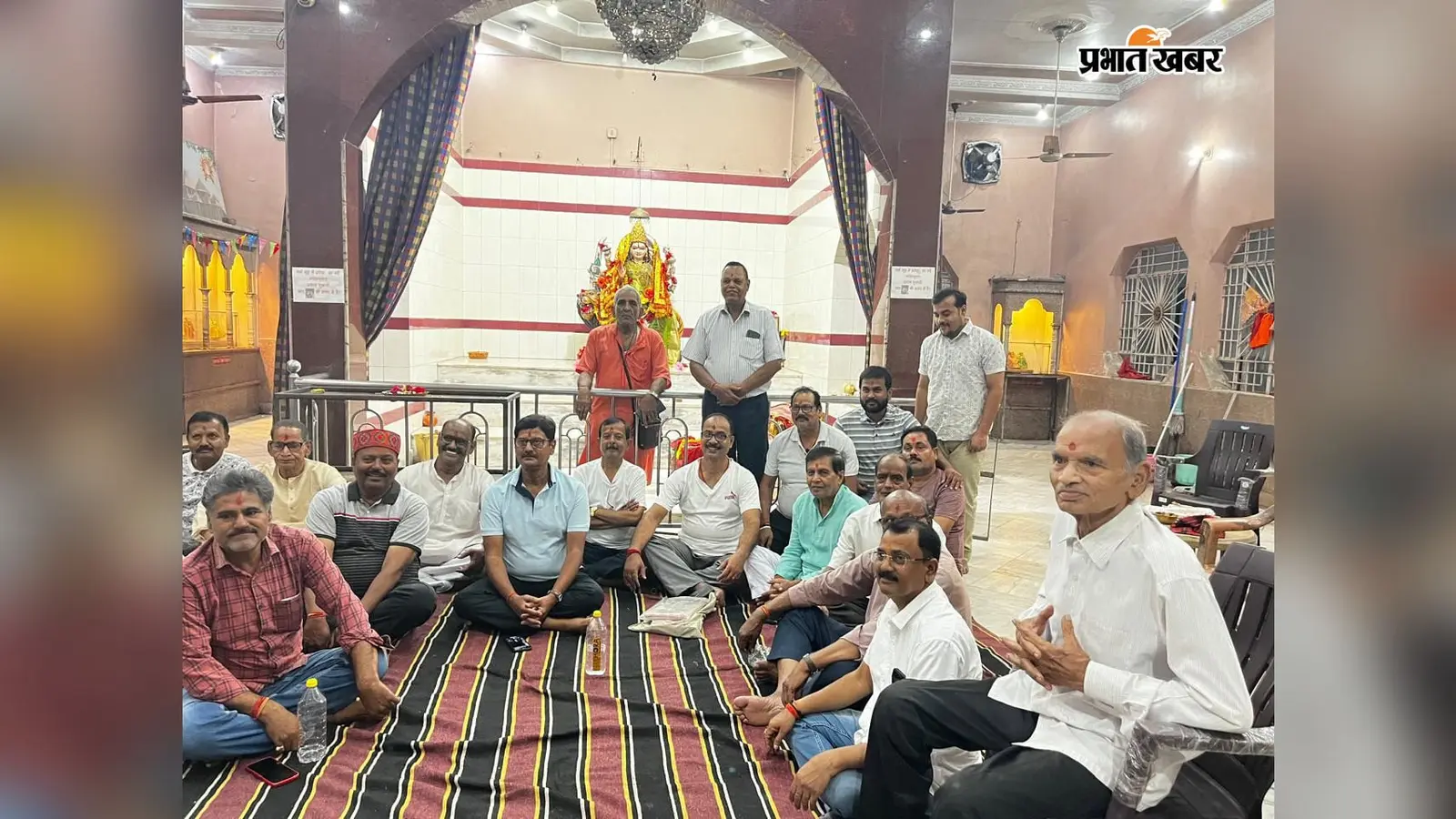 दुर्गापूजा की तैयारी तेज, शिवदयाल नगर में शिवसेवक सिंह को मिली अध्यक्ष की जिम्मेदारी