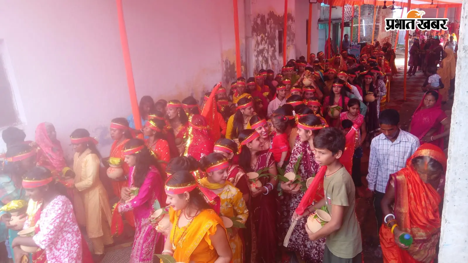 नवादा: नारदीगंज के ओड़ो गांव में गणपति महायज्ञ का शुभारंभ, 501 श्रद्धालुओं ने निकाली कलश यात्रा