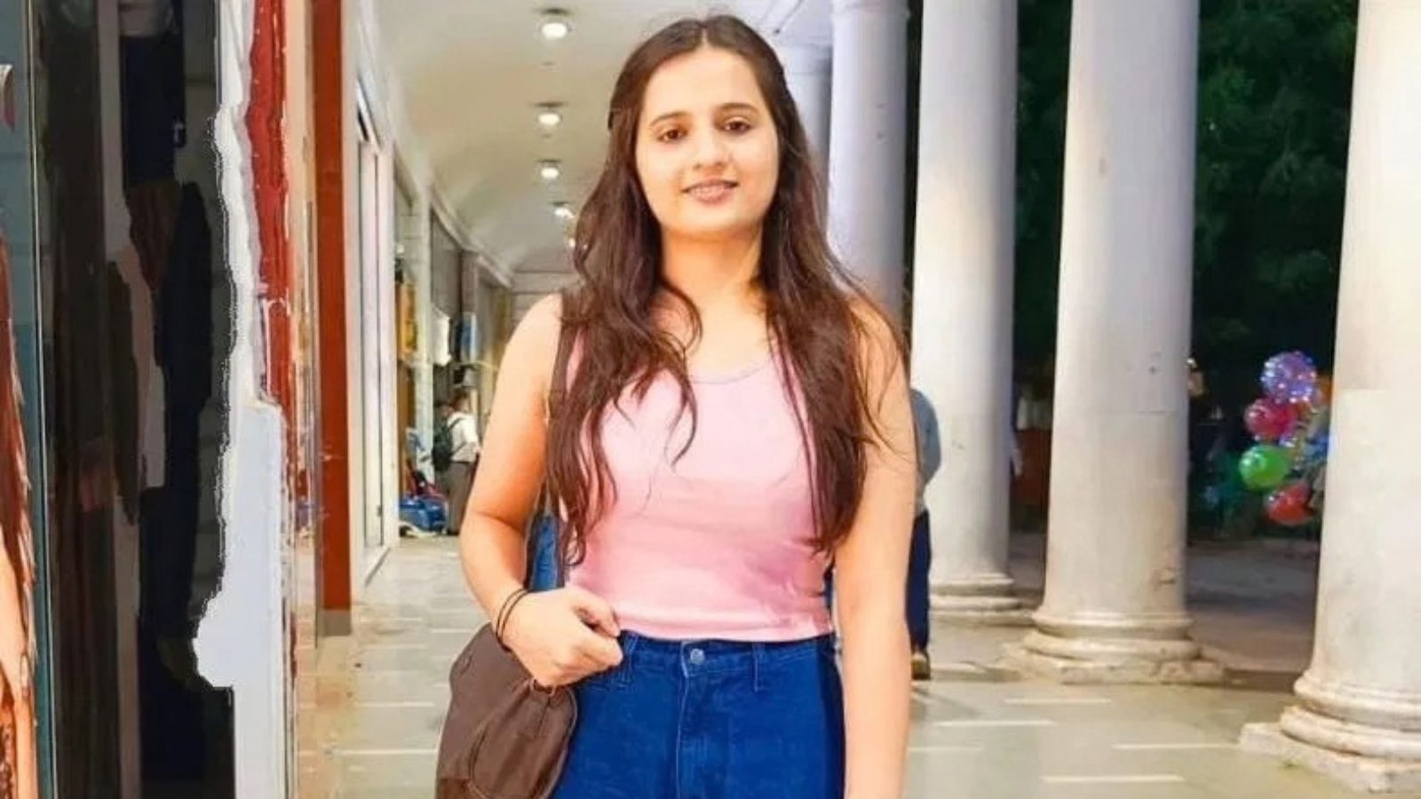 पिता किसान, मां गृहिणी