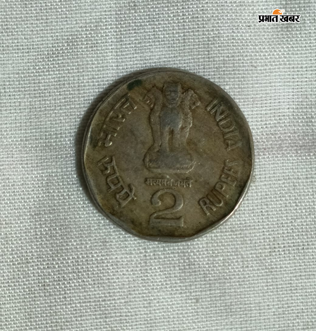 13जी 10- कलाकार सुमन गोप. 13जी 11- भगवान गणेश की बनायी गयी दो सेंटीमीटरमें मिनिएचर पेटिंग13जी 12- सिक्खे में बनायी गयी जमशेदजी टाटा की तस्वीर. 13जी 13-सिक्के को दूसरा भाग 13जी 14-रद्दी कागज और गमछा से बनी मां सरस्वती की कलाकृति. 13जी 15- पेड़ की जड़ से बनाये गये नीरज जोपड़ा की कलाकृति | Prabhat Khabar Network