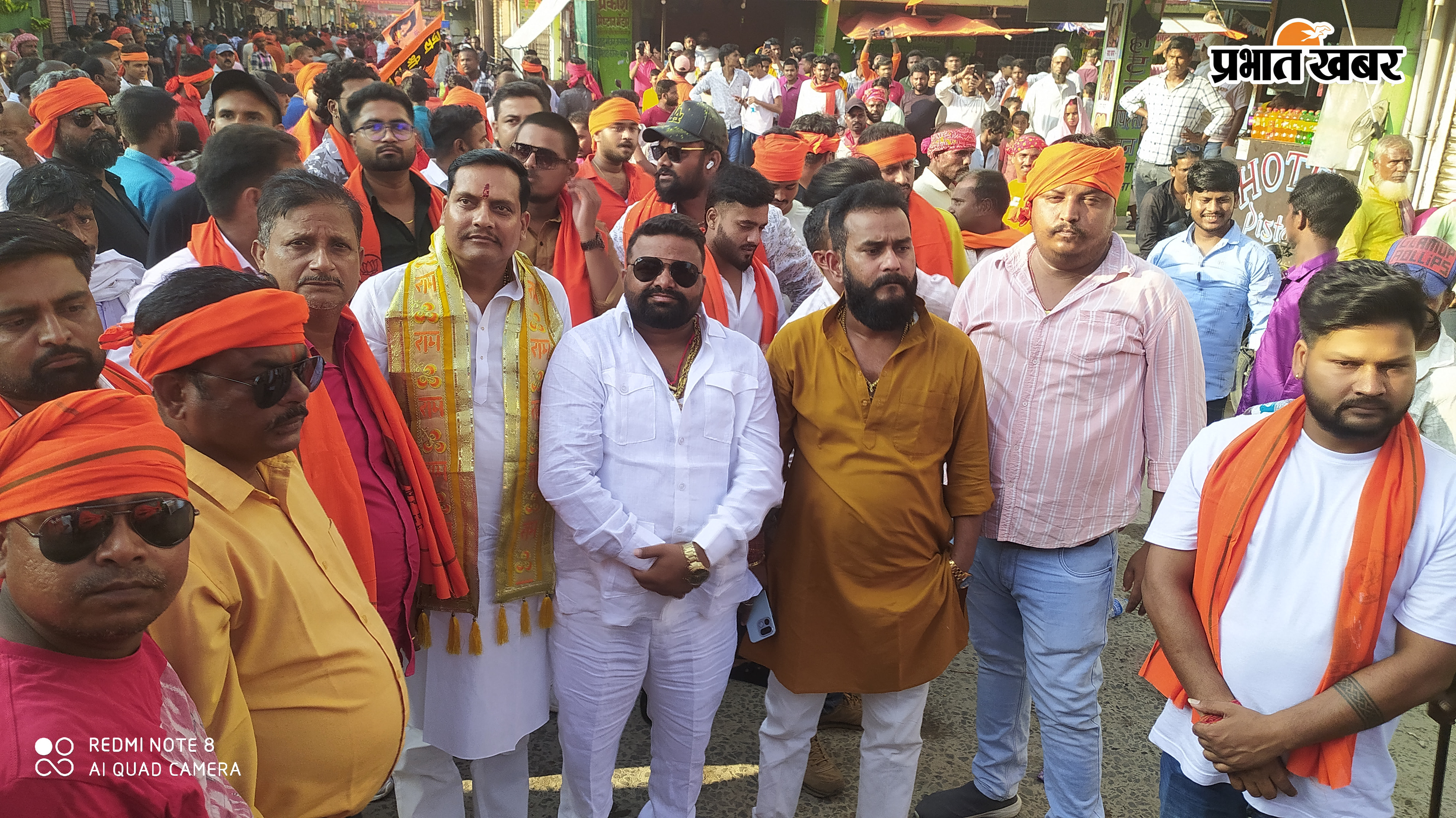 फोटो -: ऐतिहासिक महावीरी झंडा शोभा यात्रा का तस्वीर फोटो -: शोभा यात्रा में शामिल संसद का अलग व विधायक व पूर्व विधायक ,नप मुख्य पार्षद,उप मुख्य पार्षद व सहित अन्य का एक तस्वीर फोटो -: शोभा यात्रा में निकाली गई आकर्षक झांकिया का तस्वीर फोटो -: शोभा यात्रा के दौरान विधि व्यवस्था व सुरक्षा व्यवस्था में लगे एसडीओ,एसडीपीओ व पुलिस पदधिकारीगण ,पुलिस जवान फोटो -: सुरक्षा व विधि व्यवस्था में लगे पुलिस पदाधिकारीगण व पुलिस बल फोटो -: शोभा यात्रा के दौरान दरभंगिया टोला में एक दूसरे को माला पहनाते व गले मिलते महंत व मौलाना फोटो -: शोभा यात्रा के दौरान घुड़सवार का तस्वीर फोटो -:- श्रद्धालुओ के स्वार्थ लगे स्टॉल का तस्वीर | Prabhat Khabar Network