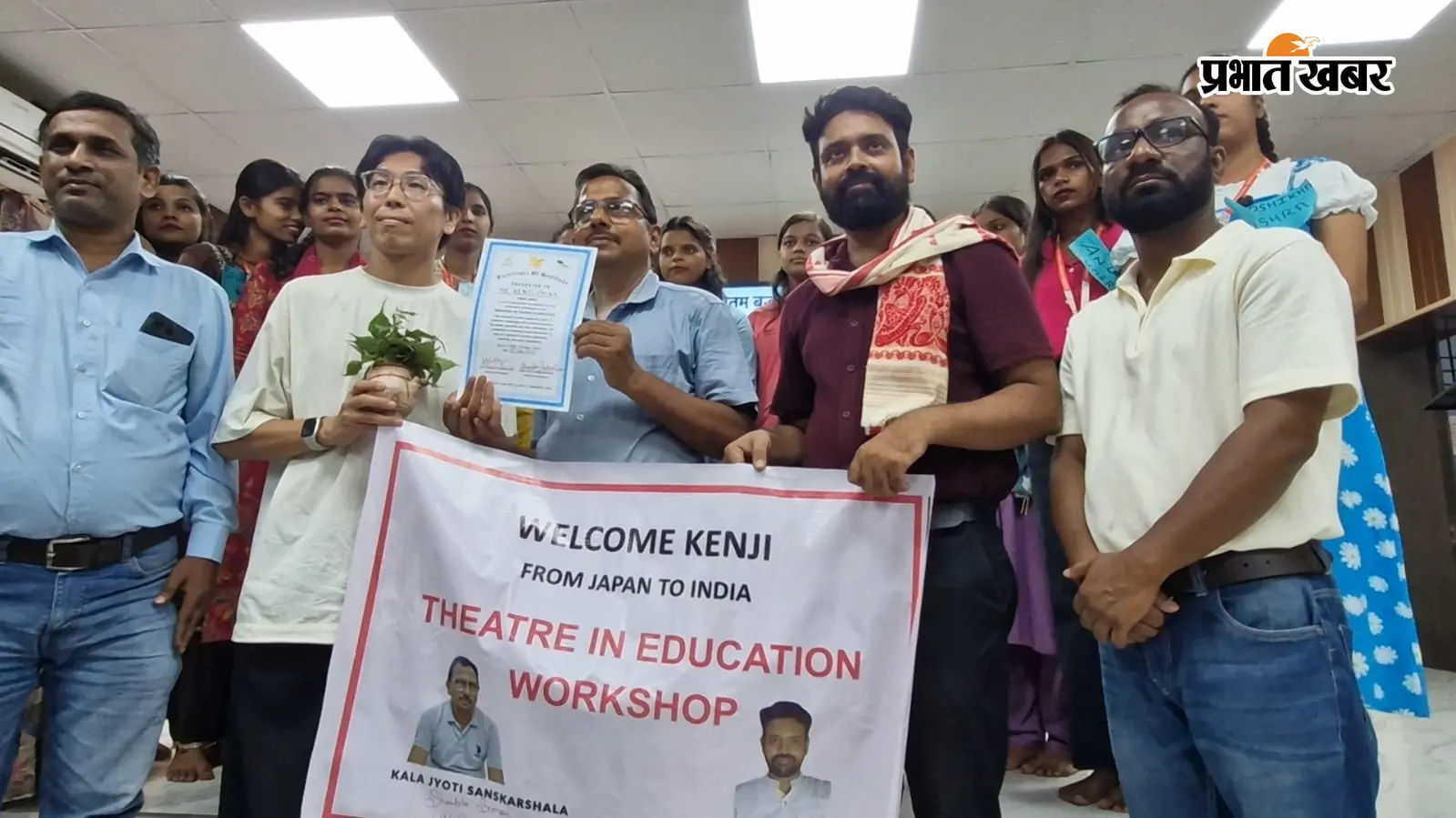 गया जी में छात्राओं ने ‘अगर कहीं मैं तोता होता’ का किया मंचन, दिया पर्यावरण संरक्षण का संदेश