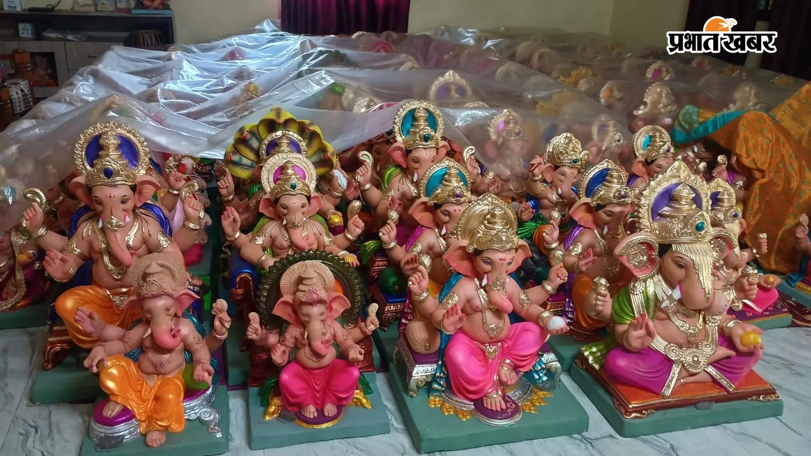 Ganesh Chaturthi 2026: गणपति बप्पा के स्वागत को तैयार मुंबई, भव्य पंडालों से सजी मायानगरी