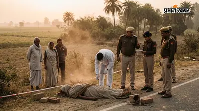 मेरठ में 65 वर्षीय वृद्धा की ईंट से कूचकर हत्या, सड़क किनारे मिला शव, लूट के बाद हत्या का आरोप