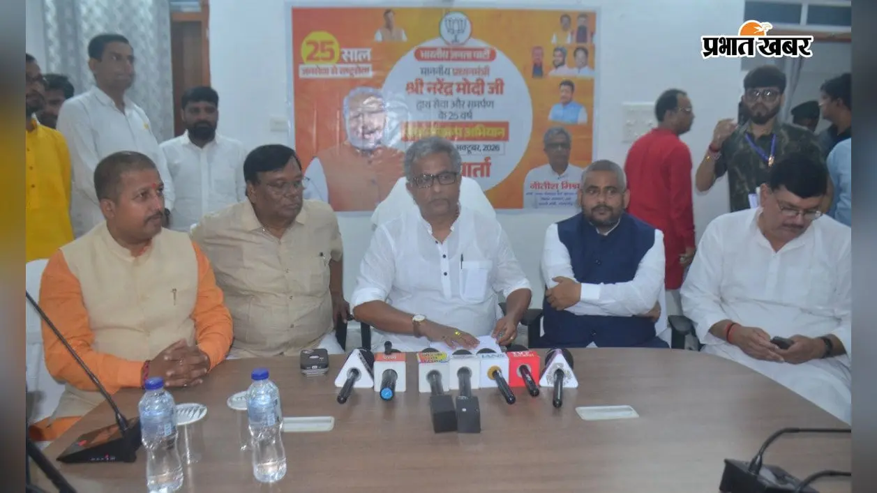 भागलपुर में बाढ़ राहत कैंपों का जायजा लेने के बाद बोले प्रभारी मंत्री नीतीश मिश्रा: 'सुधरे हैं हालात, पर 10 में 10 अंक नहीं'